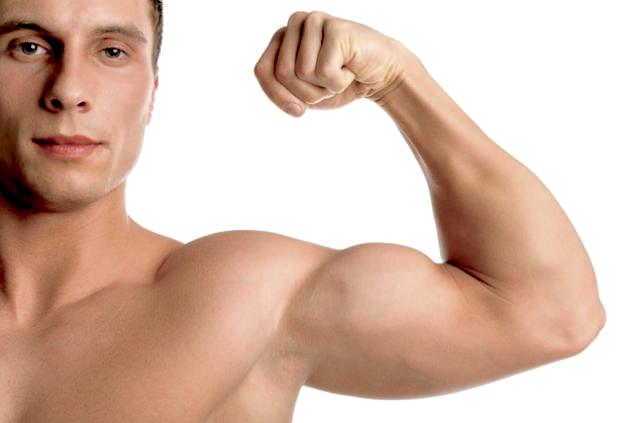 El mito de hacer bíceps para ser más fuertes
