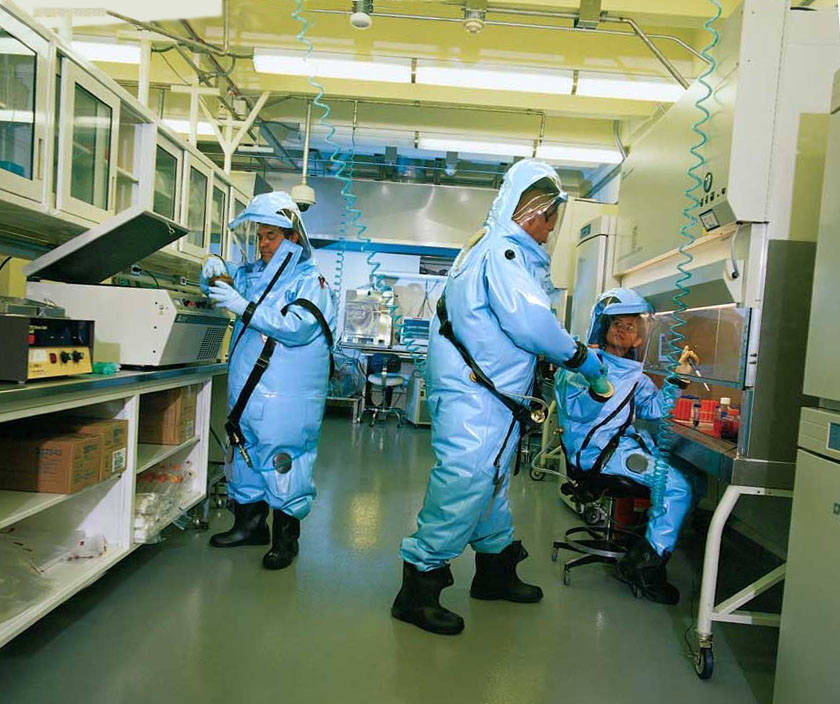 El Ébola o cómo se repite el pelotazo de las farmacéuticas
